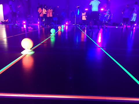 Tarif Dodgeball fluo by Move On Up Night&Fluo